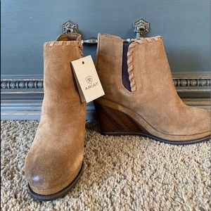ARIAT Wedge boot